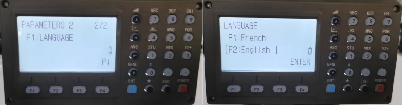 A TS1000 nyelvi menüje francia és angol lehetőséggel